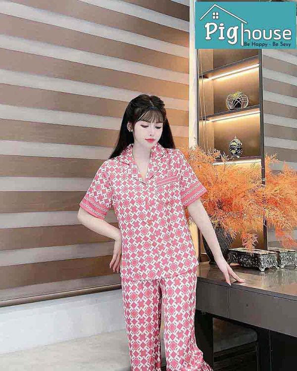 Bộ dài cộc hồng phối chữ C trắng