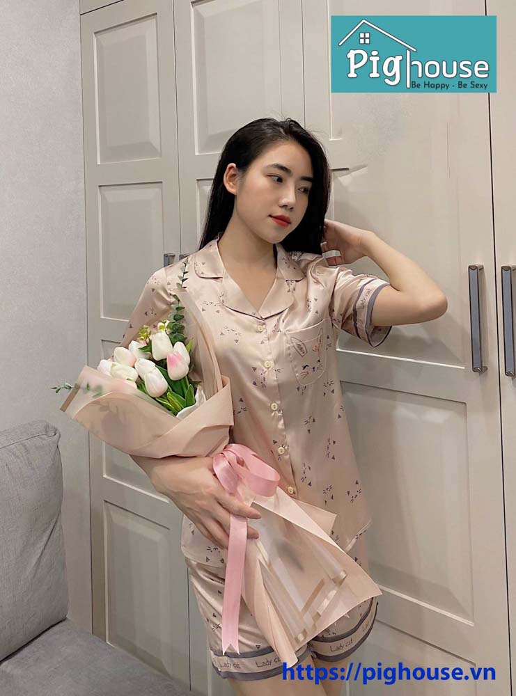 Bộ pijama đùi hình mèo