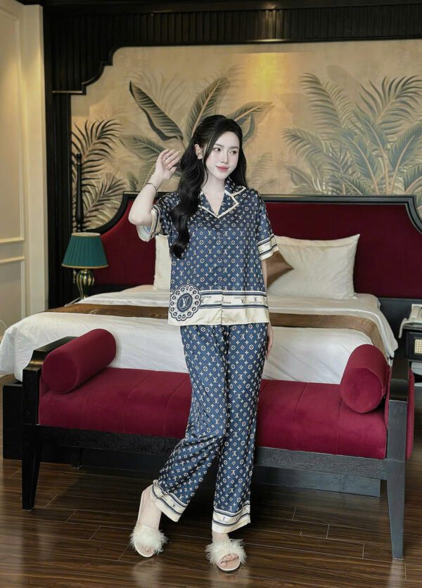 Pijama Lua LV Quan Dai Ao Coc