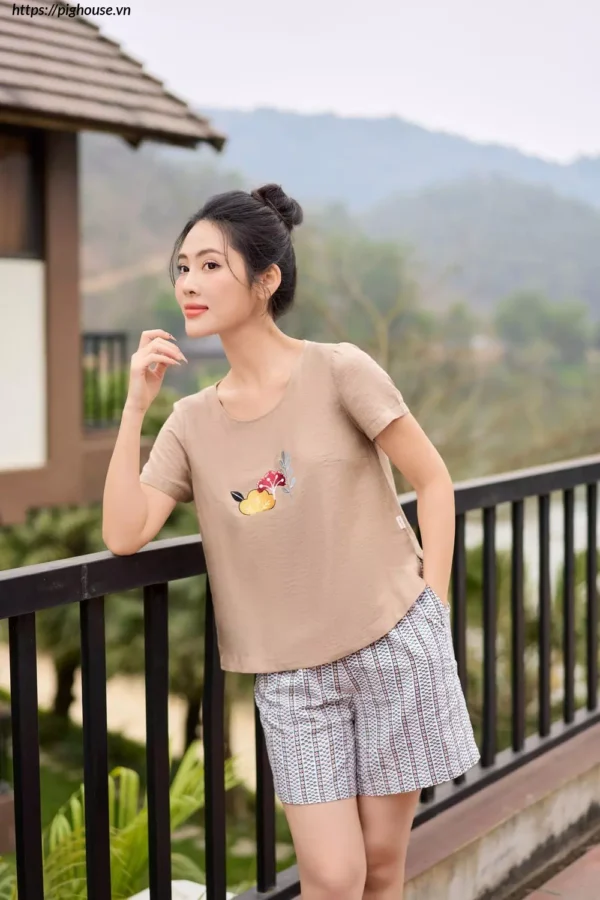 Bộ Đũi Mặc Nhà Thêu Cổ Thuyền