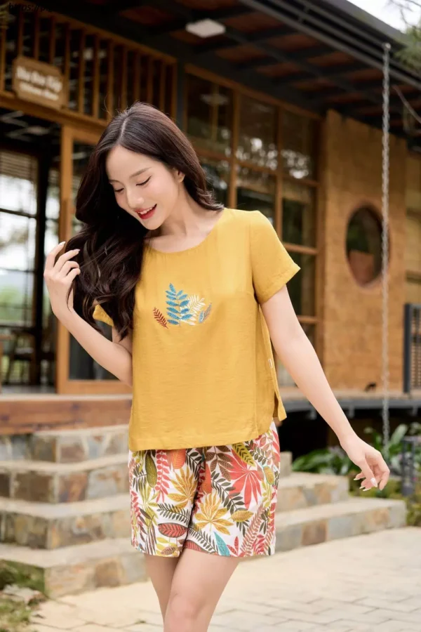 Bộ Đũi Mặc Nhà Thêu Cổ Thuyền
