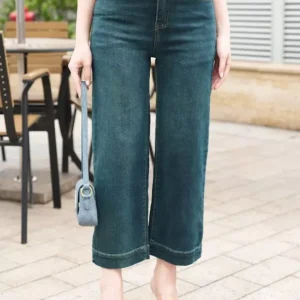 Quan Jeans Nu Suong Nam Tron